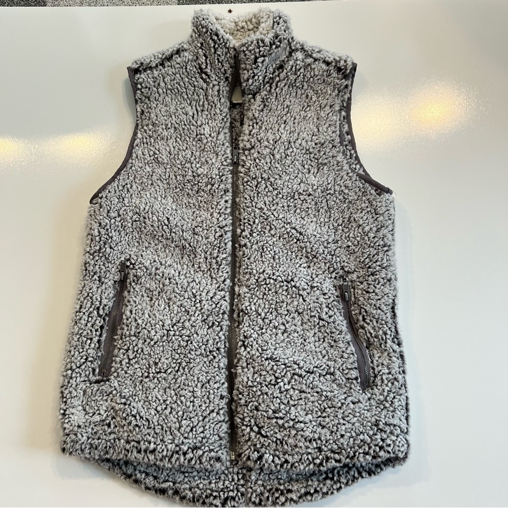 ❤️3/$15 Thread & Supply Women's Fleece Vest - Light Gray XS - Picture 3 of 9